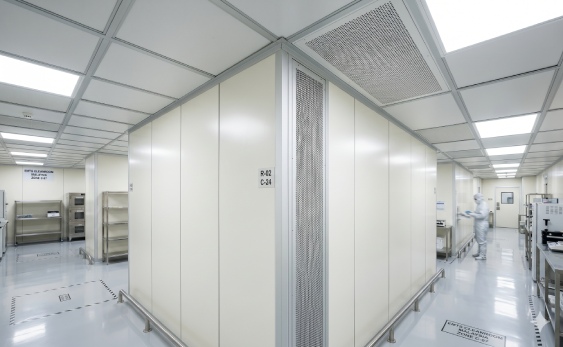 Technical integration of cleanroom wall panel and HVAC system in Malaysia Genetec project