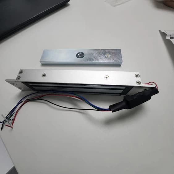 클린룸 무결성 확보를 위한 도어 인터록 및 관찰 패널의 핵심 솔루션