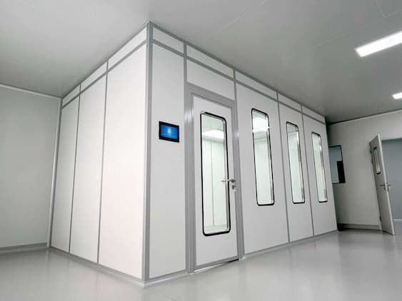 클린룸이란 무엇인가: 핵심 개념 및 응용 분야에 대한 종합 가이드