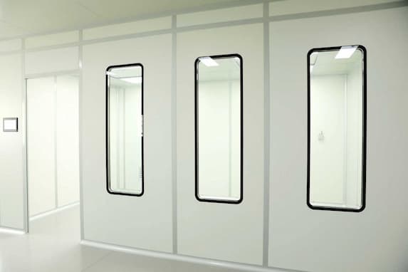 클린룸 표준 완벽 가이드: ISO 14644-1, FED-STD-209E 및 GMP 설명