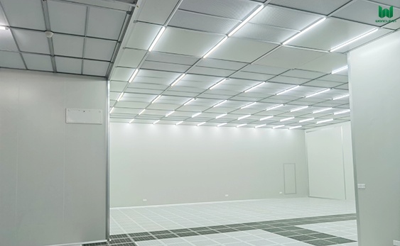 클린룸 천장 - 기능성과 미학의 조화